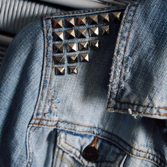 Studs and Spikes — material detail