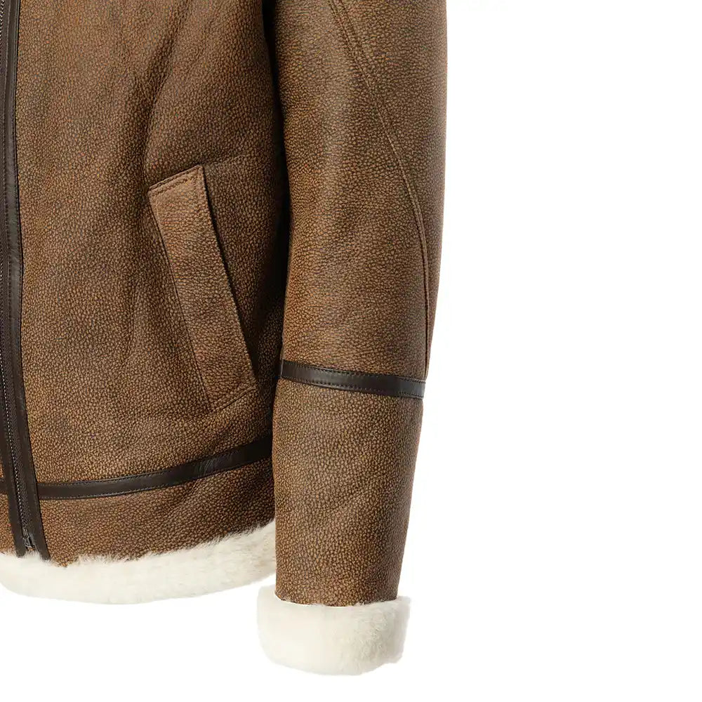 Close-up of the slanted map pockets on the Jacoba B3 bomber jacket, providing both practical storage and a stylish feature.