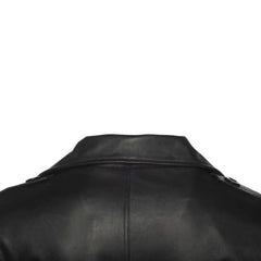 Detailed view of the shoulder back view and smooth, high-grade leather texture on the Reiner overcoat.