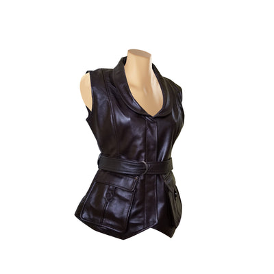 Comfortable Teejays leather vest with waist belt