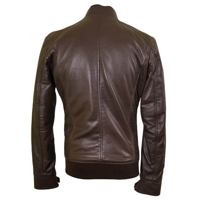 Relaxing With a ribbed neckline and a brown leather jacket